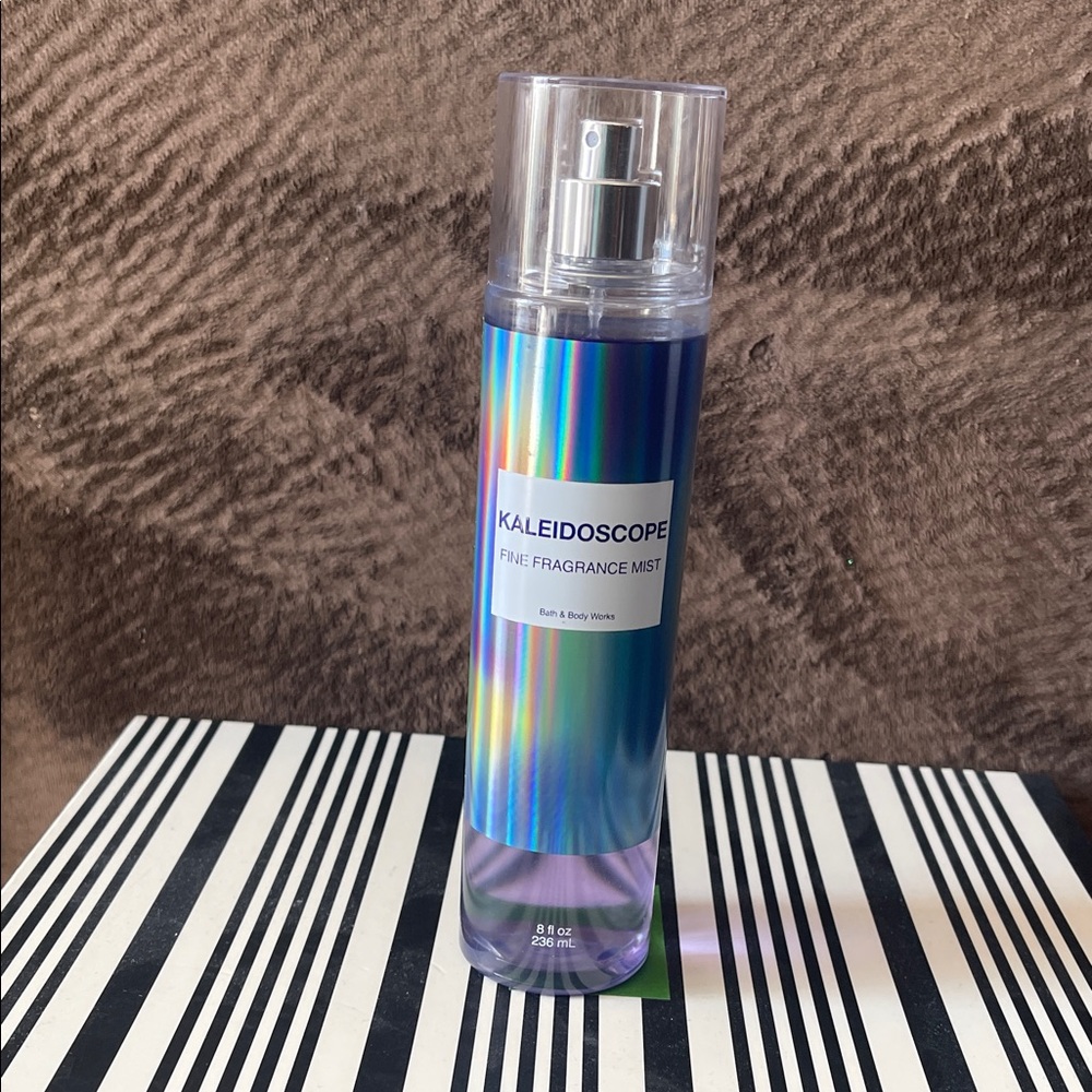 Bath & Body Works Kaleidoscope Fragrance Mist with Holographic Blue